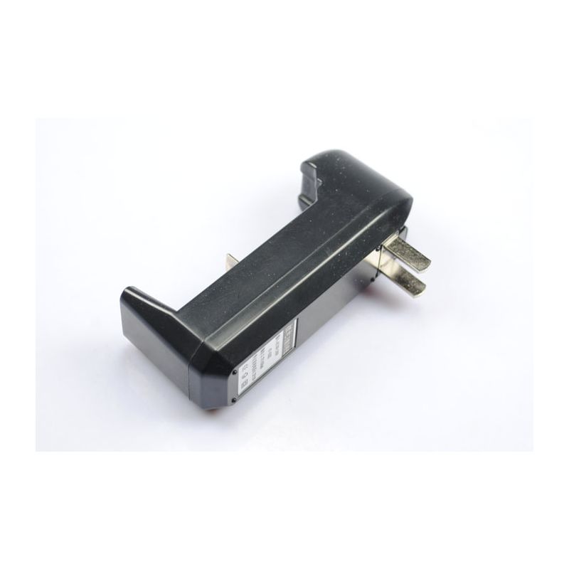 Einzelzellladegerät für 18650/16340 / AA / AAA / CR123A Wiederaufladbare Batterie