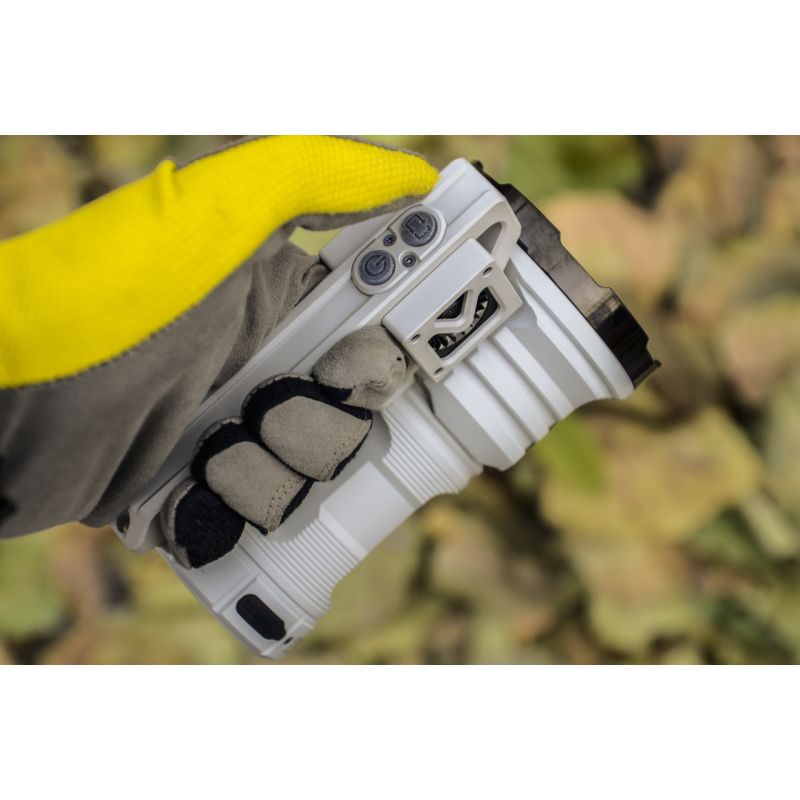 Manker MK38 8x XHP70.2 LED-Taschenlampe 41500 Lumen Mehrzweck-Satelliten-Handsuchscheinwerfer