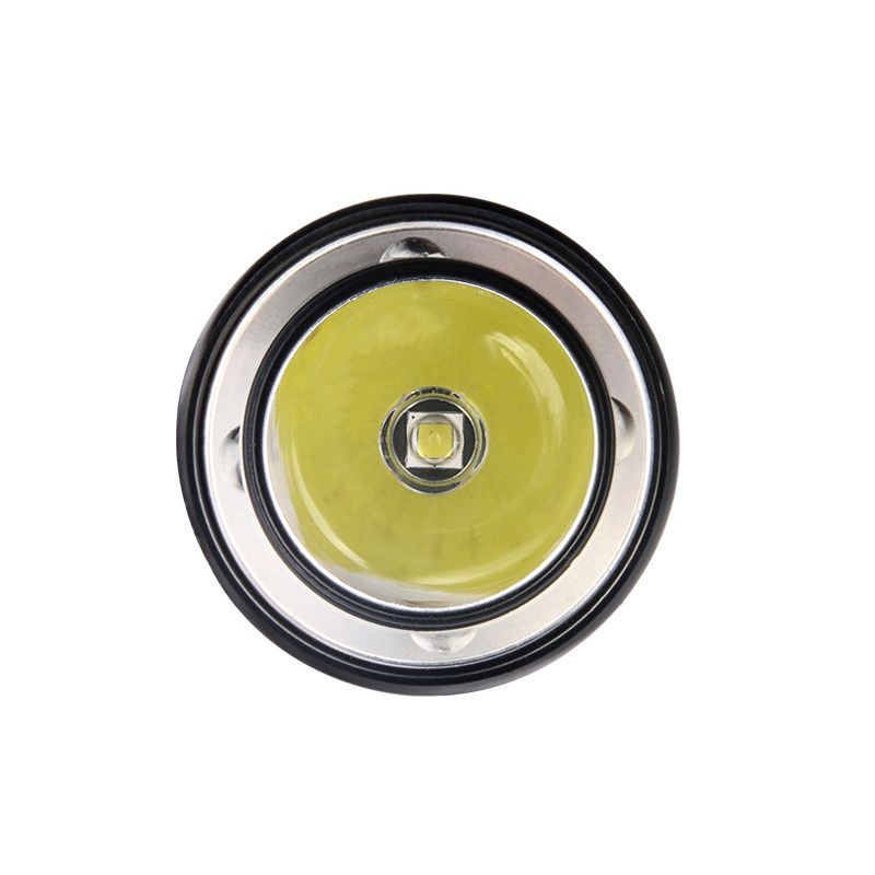 TrustFire TR-DF008 2 700lm 3-Modus-Magnetschalter LED-Tauchtaschenlampe