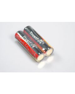 Trustfire geschützt 18650 2400mAh Li-Ion wiederaufladbare Batterie (1 Paar)
