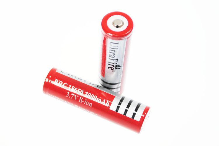 UltraFire BRC 3000mAh 3,7V Li-Ionen-Akku mit langer Lebensdauer für Taschenlampen und Kameras