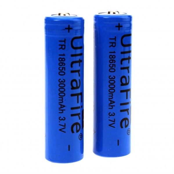 Ultrafire TR 3000mAh 3.7V 18650 Li-ion Hochkapazitäts-Schnelllade-Akku-Paar für Taschenlampen und E-Zigaretten