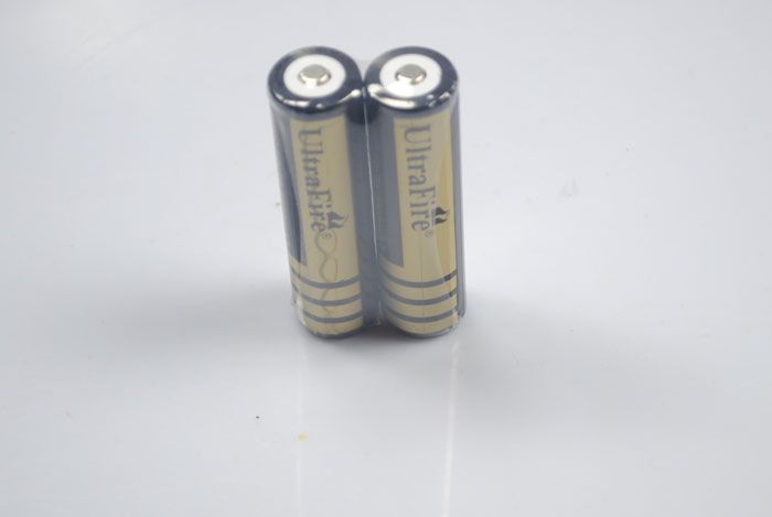 Ultrafire BRC 18650 wiederaufladbarer Li-Ionen-Akku 4000mAh hohe Kapazität Schnellladung für Outdoor-Geräte