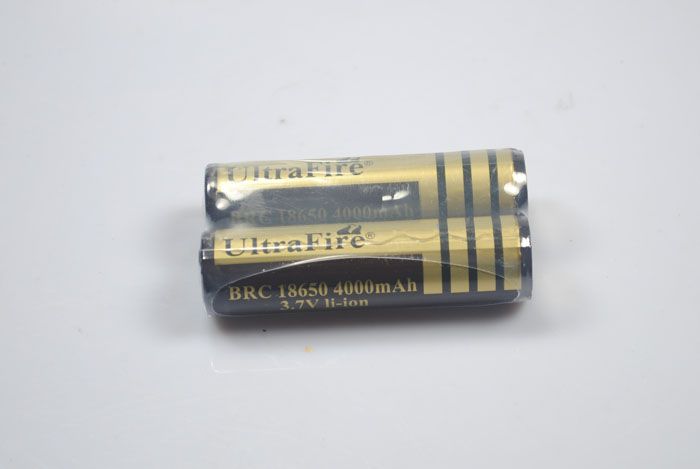 Ultrafire BRC 18650 wiederaufladbarer Li-Ionen-Akku 4000mAh hohe Kapazität Schnellladung für Outdoor-Geräte