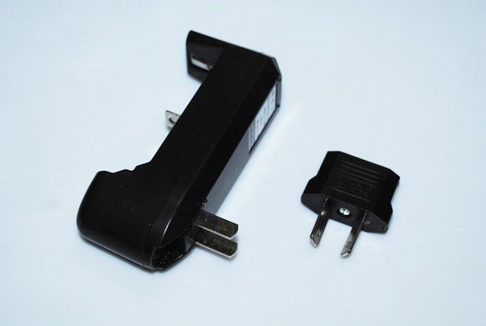 Universelles Einzelzellen-Ladegerät Schnellladelösung für 18650 16340 AA AAA CR123A wiederaufladbare Batterien