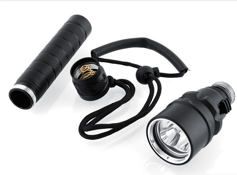 Illuminate Adventures SK68 Q5 LED tragbare Mini-Zoom-Taschenlampe 6000 Lumen robust wasserdicht Campinglicht